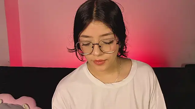 lana dol online show from March 11, 2:22 pm