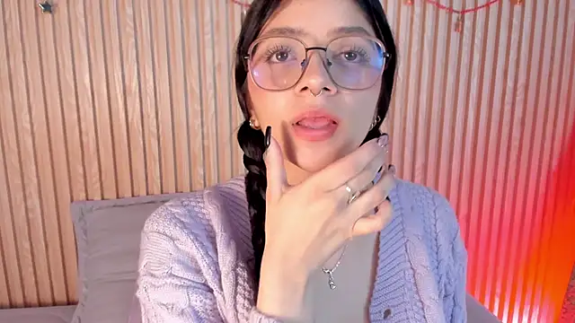 Snapshot of lana_dol chatting on December 1, 1:56 pm lana dol online show from December 1, 1:56 pm