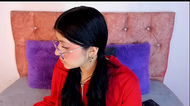 Snapshot of lana_dol chatting on March 11, 12:06 pm lana dol online show from March 11, 12:06 pm
