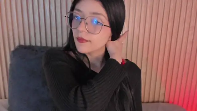 Snapshot of lana_dol chatting on November 14, 1:48 pm lana dol online show from November 14, 1:48 pm