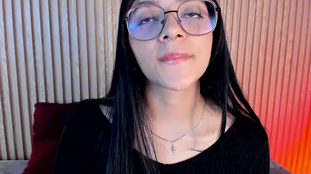 Snapshot of lana_dol chatting on October 9, 12:17 pm lana dol online show from October 9, 12:17 pm