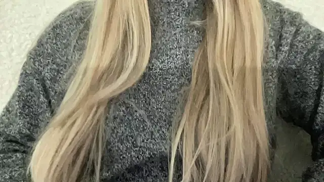 YourGreekAnna online show from November 11, 10:15 pm