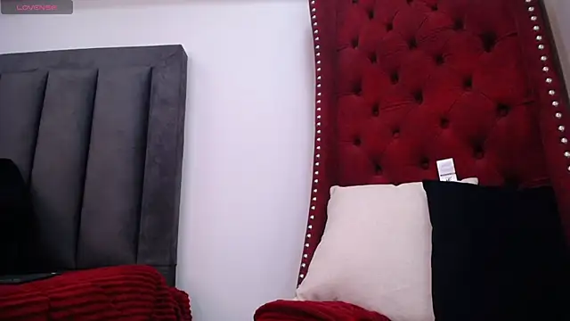 BiancaAntonelli online show from April 10, 1:40 pm