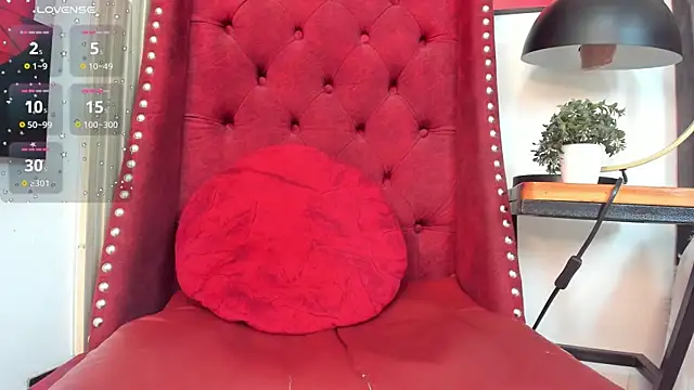 Snapshot of BiancaAntonelli chatting on July 10, 2:17 pm BiancaAntonelli online show from July 10, 2:17 pm