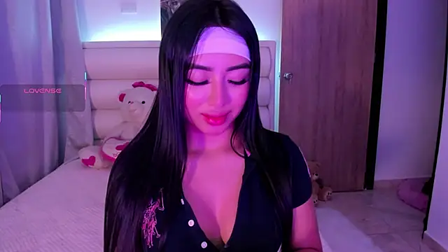 Snapshot of gaby_desire777 chatting on October 7, 4:46 am gaby desire777 online show from October 7, 4:46 am