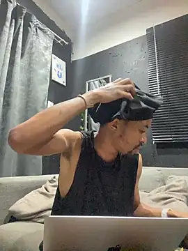 BlueIceCube online show from December 22, 9:37 pm