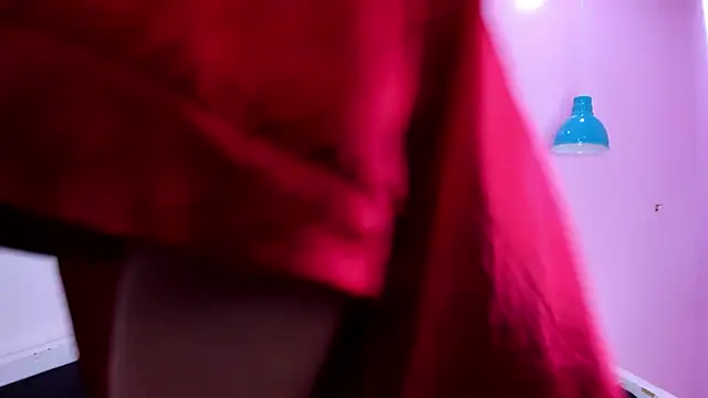 Candypoppy77 online show from February 6, 11:37 pm