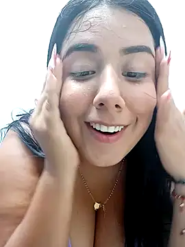 andreinabigtits online show from December 31, 4:14 pm