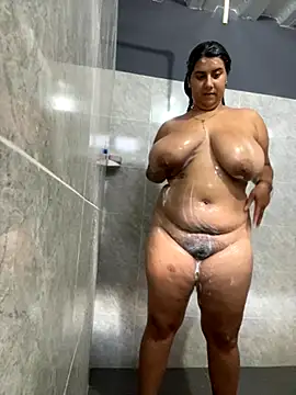 andreinabigtits online show from October 5, 2:52 pm