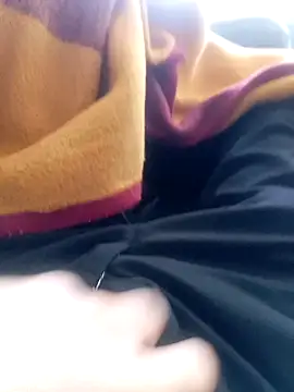 Snapshot of Atabey_65 chatting on November 15, 11:14 am Atabey 65 online show from November 15, 11:14 am