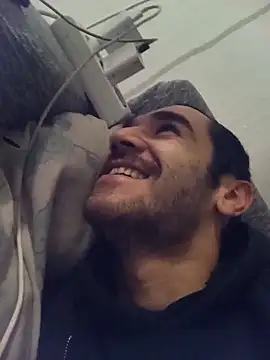 Snapshot of Atabey_65 chatting on November 30, 3:35 pm Atabey 65 online show from November 30, 3:35 pm