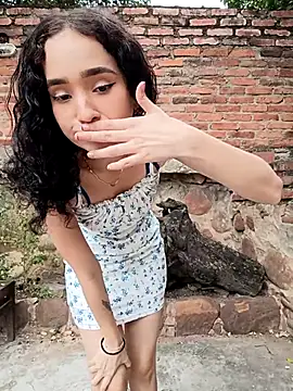 sweet outdoor charm online show from March 4, 7:54 pm