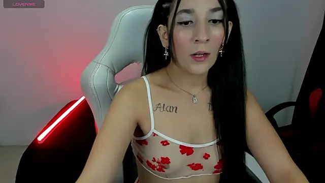 sofiakey online show from June 6, 5:56 am