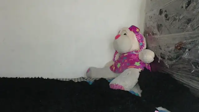 skinny sweet2411 online show from November 30, 2:40 pm