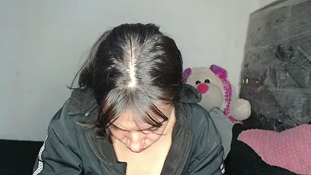 skinny sweet2411 online show from March 5, 12:57 pm