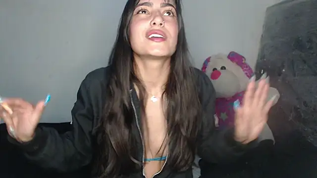 skinny sweet2411 online show from March 19, 2:00 am