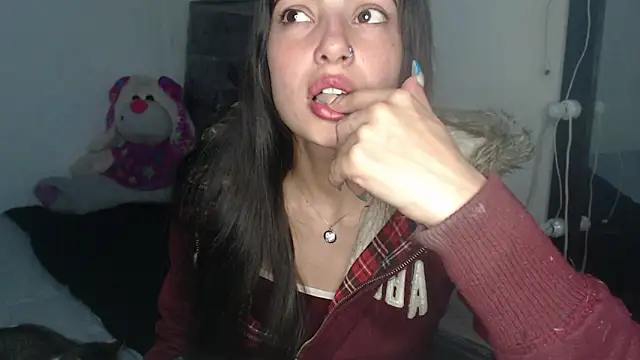 skinny sweet2411 online show from March 24, 3:06 am