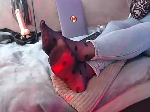 GoddessMonicaNylon online show from October 30, 9:55 pm