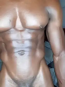 MIGHTY MAGNUM online show from February 7, 7:06 pm