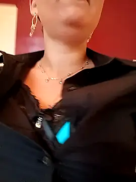 Nell-X online show from October 29, 12:26 pm