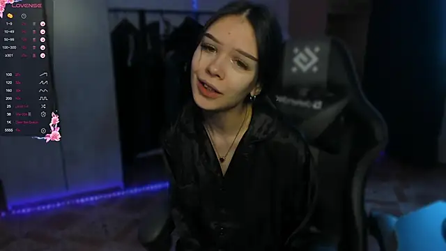 SweetyDeviliya online show from February 18, 4:10 am