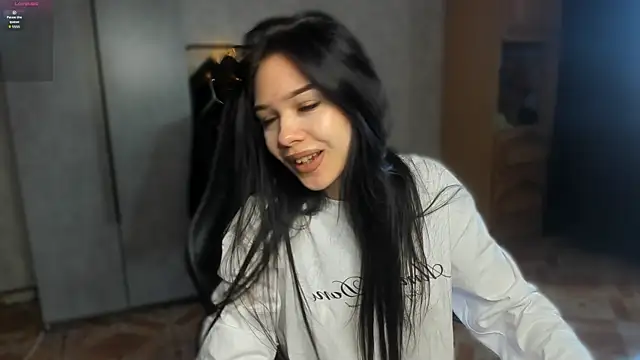 SweetyDeviliya online show from April 14, 6:07 am