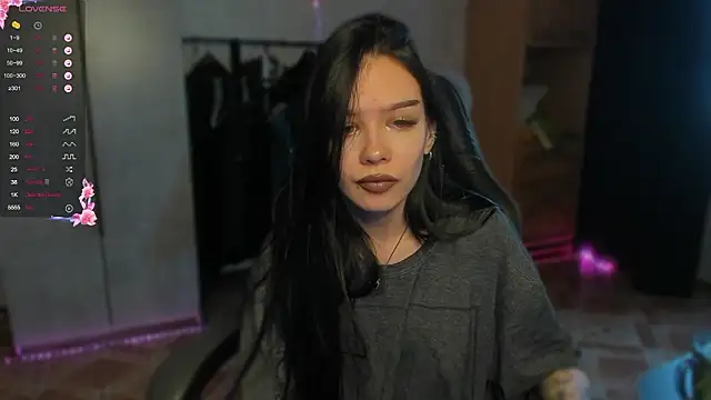 SweetyDeviliya online show from February 17, 3:48 am