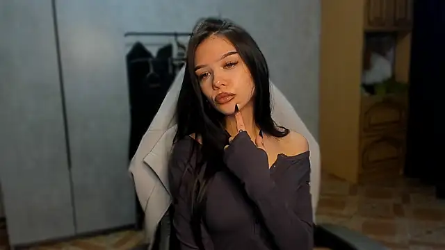 SweetyDeviliya online show from May 15, 2:37 pm