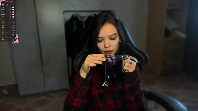 SweetyDeviliya online show from March 31, 4:03 am