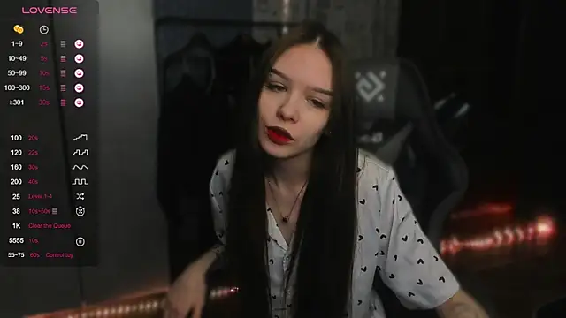 Snapshot of SweetyDeviliya chatting on October 14, 4:35 am SweetyDeviliya online show from October 14, 4:35 am
