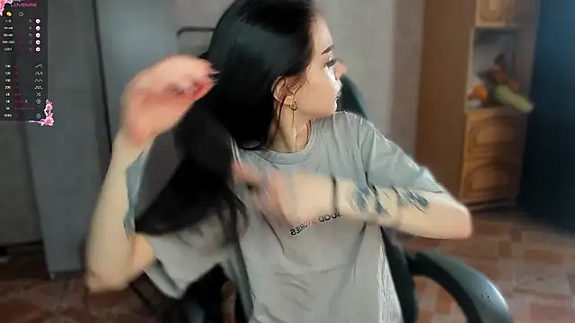 SweetyDeviliya online show from March 25, 11:31 am