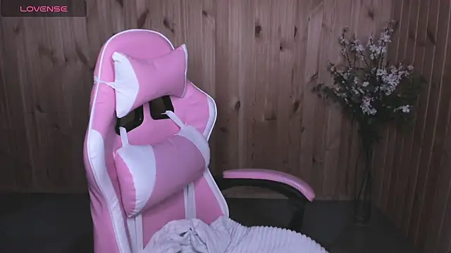 Snapshot of SweetyDeviliya chatting on March 12, 10:16 am SweetyDeviliya online show from March 12, 10:16 am