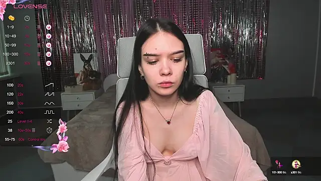 Snapshot of SweetyDeviliya chatting on March 11, 10:29 am SweetyDeviliya online show from March 11, 10:29 am