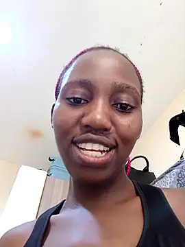 Beee25 online show from April 17, 1:36 pm