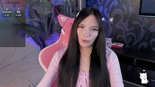 AliceBrunne online show from March 7, 5:40 am