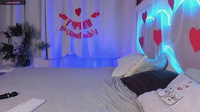 AliceBrunne online show from February 7, 4:59 am