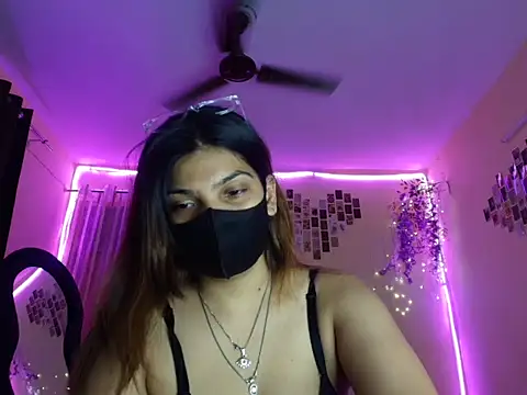 Snapshot of your_pokkie chatting on October 25, 7:14 pm your pokkie online show from October 25, 7:14 pm