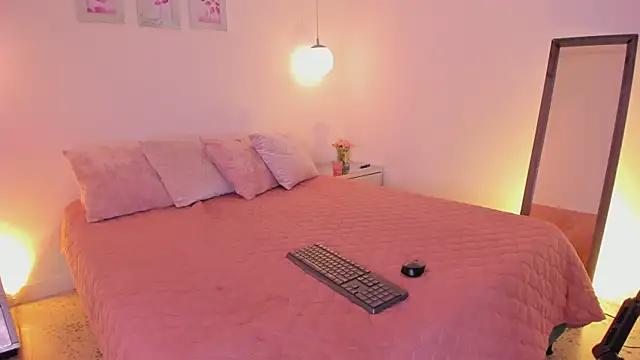 ibella7 online show from March 16, 7:38 pm