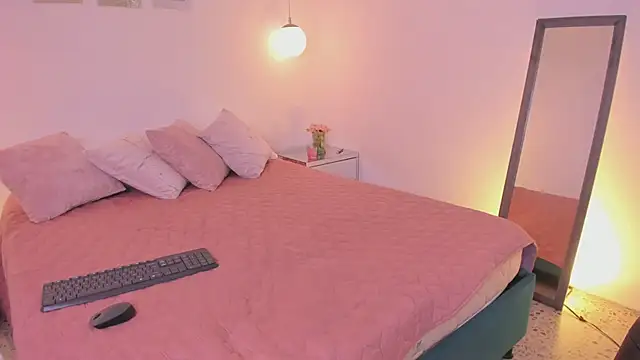 ibella7 online show from March 28, 7:48 pm