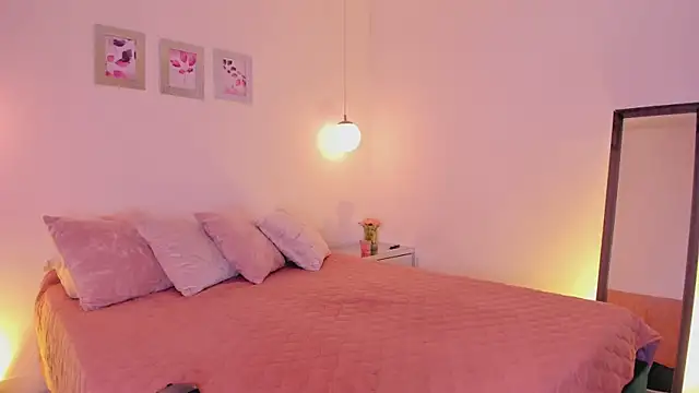 ibella7 online show from March 17, 7:17 pm