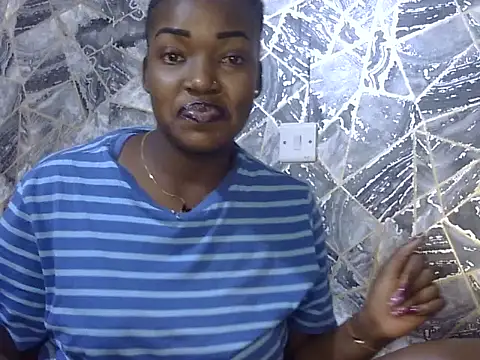 Chichii- online show from September 27, 1:39 pm