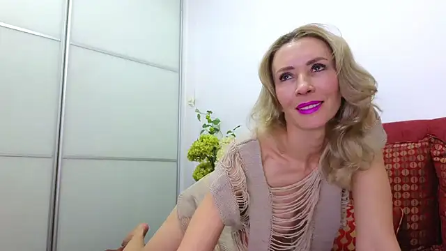  Maddalena  online show from March 24, 9:37 pm