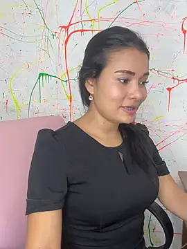 Snapshot of Rousse_blue chatting on January 28, 3:25 am Rousse blue online show from January 28, 3:25 am