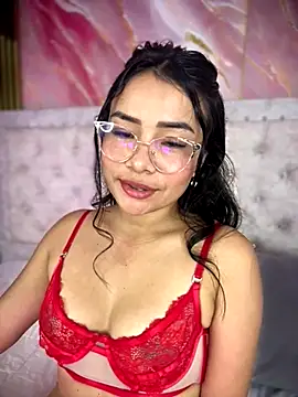 Snapshot of Rousse_blue chatting on October 17, 3:43 am Rousse blue online show from October 17, 3:43 am