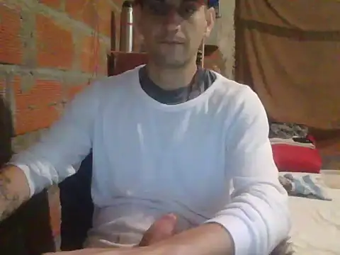 Snapshot of elsaiya chatting on December 19, 3:18 am elsaiya online show from December 19, 3:18 am