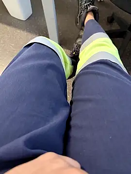 coppiapazza online show from October 3, 5:31 am