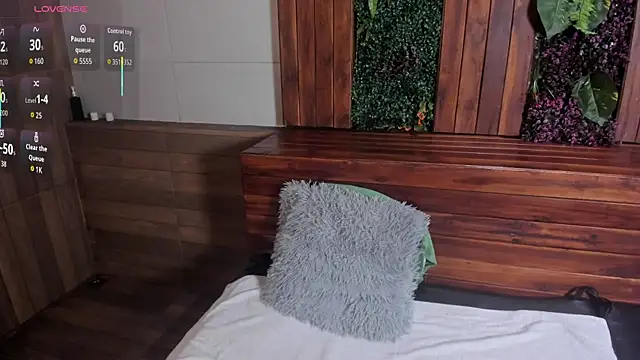 Edward max online show from April 3, 3:24 am