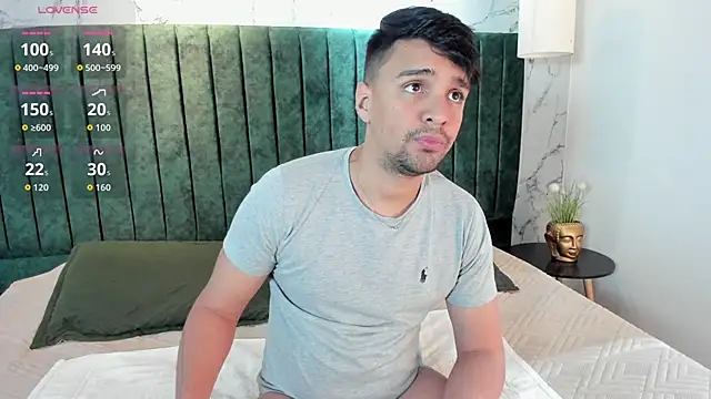 Edward max online show from October 21, 3:39 am