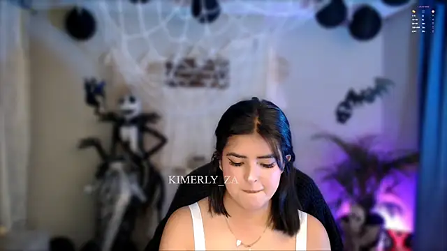 Snapshot of kim_zaratte chatting on October 15, 1:04 am kim zaratte online show from October 15, 1:04 am