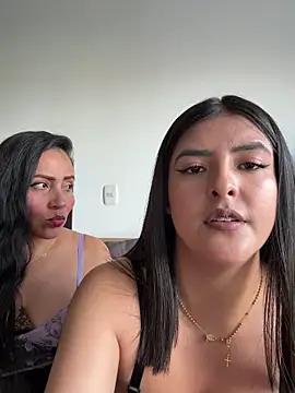 kim zaratte online show from May 18, 2:11 pm